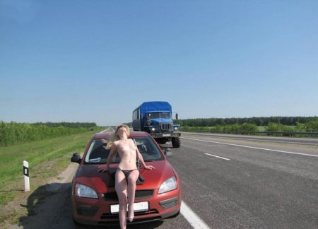 Русская женщина любит путешествовать голой